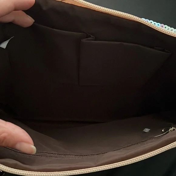 LIPS GLITTER BAG - Picture 4 of 4